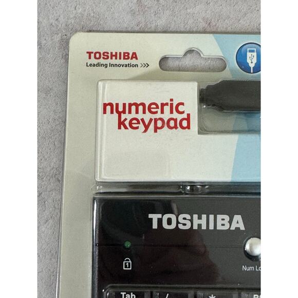 New Toshiba PA3828U-1ETB portable numeric keypad USB NEW - Picture 6 of 6